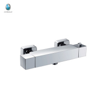 KWM-06 nuevo diseño cuadrado cuarto de baño ducha y bañera esquina de latón macizo cromado ahorro de agua montado en la pared mezclador de la ducha